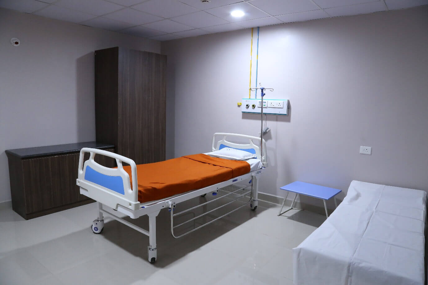 Patient Deluxe Room at Venugram Hospital for comfortable recovery